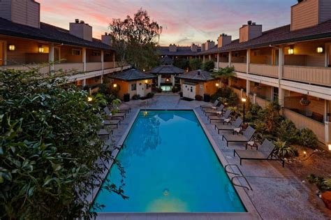 best western sonoma county ca.